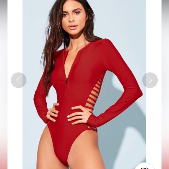 Active Ladder Cutout One-Piece Swimsuit☀️Size S - Picture 2 of 7